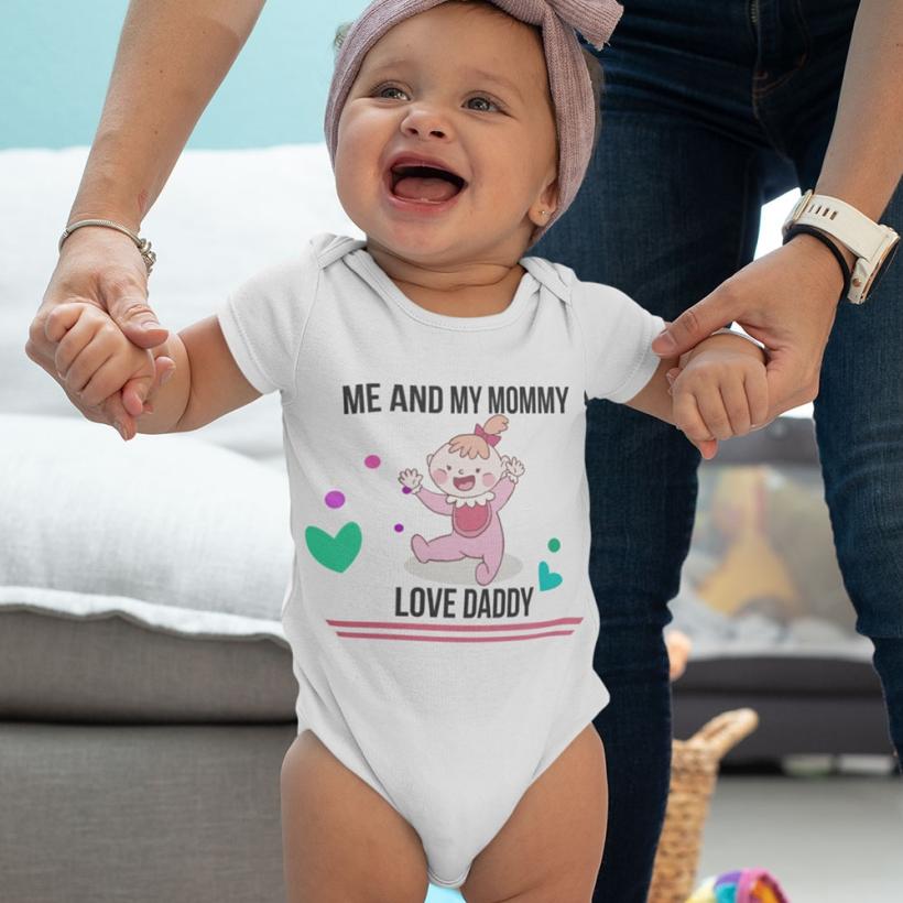 Разпродажба - Бебешко боди - Me and my mommy love daddy