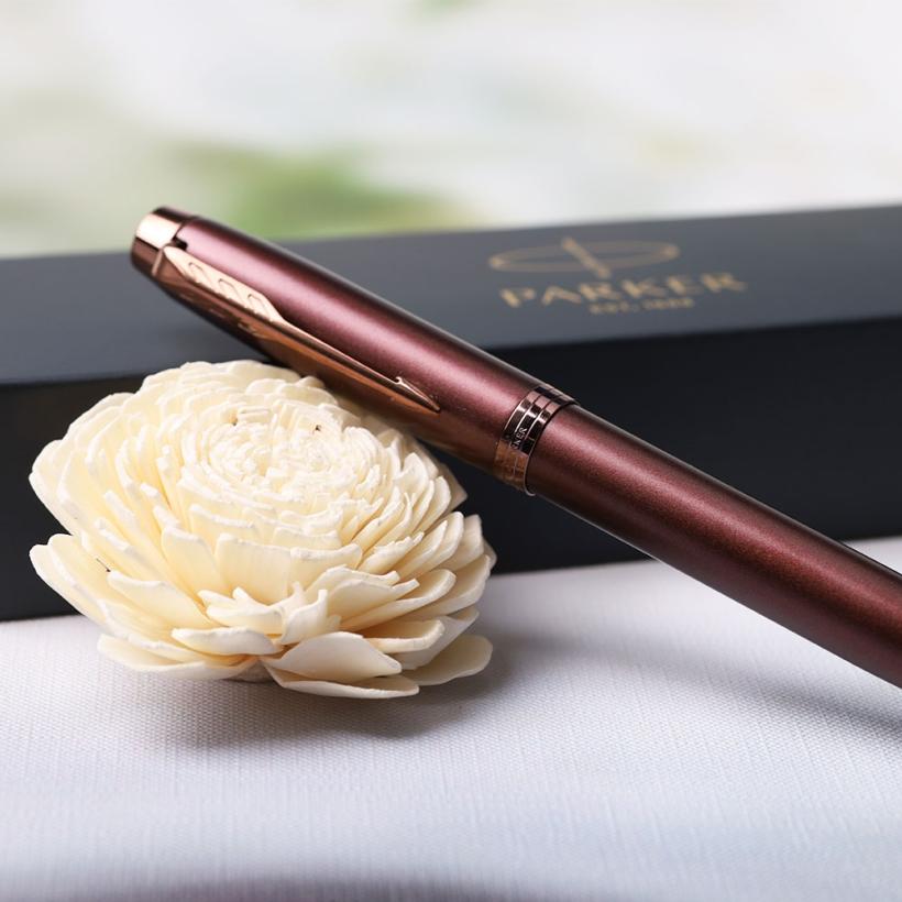 Parker IM Monochrome Burgundy