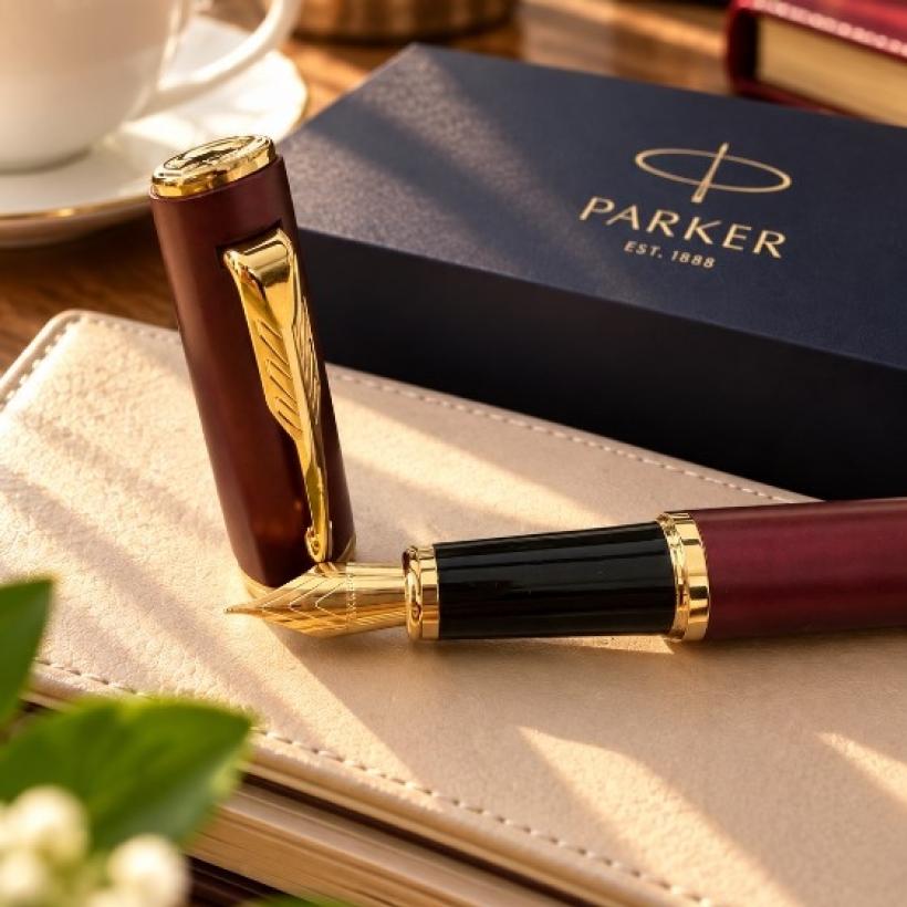 Писалка Parker Meridian Red GT